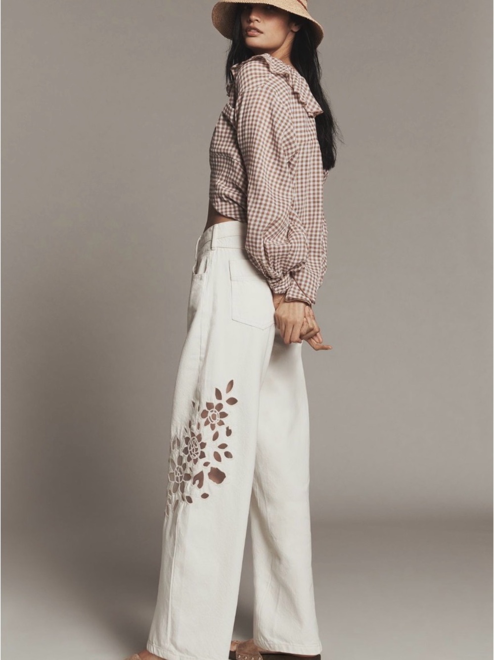 Anthropologie Pilcro Mid-Rise Relaxed Tapered Jeans - Picture 4 of 9
